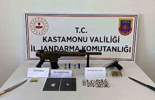 Kastamonu’da uyuşturucu operasyonu: 5 gözaltı