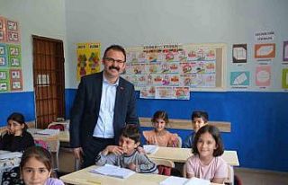 Kaymakam Ateş öğrencilerle bir araya geldi