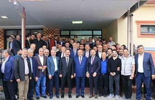 Kemahlılar AK Parti milletvekillerini ağırladı