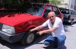 Kendisiyle alay edildi diye 21 aracın lastiğini...