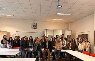 Kileci üniversitelilerle buluştu