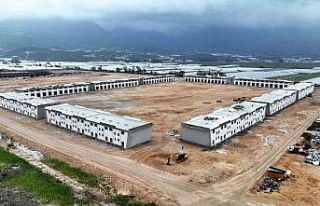 Kınık Toptancı Hali Projesi’nde çalışmalar...