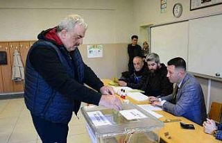 Kocaeli’de oy verme işlemleri başladı