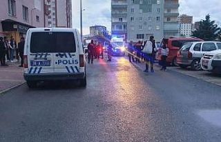 Komşuların otopark kavgası kanlı bitti: 1 yaralı