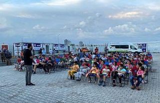 Konteyner kentte 350 çocuk, masal atölyesi ile eğlendi