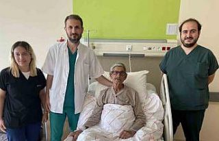 Konya’da TAMİS yöntemiyle gerçekleştirilen ameliyatla...