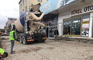 Körfez caddelerinde hummalı çalışma