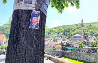Kosova’da Erdoğan’a destek afişleri asıldı