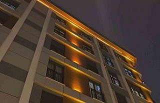 Küçükçekmece’de genç kız sokaktaki kavgayı...