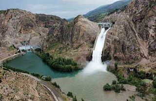 Kuraklıkla boğuşuyordu, dolup taşınca kontrollü...