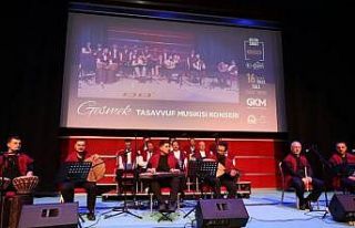 Kursiyerler yıl sonu etkinliğinde