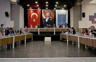 Kuşadası Belediyesi eski başkanlarından Suyolcu’nun...