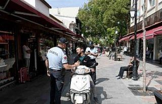 Kuşadası’nda zabıtadan motosiklet denetimi