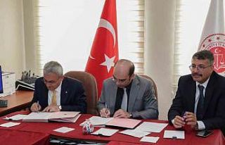 Kütahya Belediyesi’nden kültürel protokol