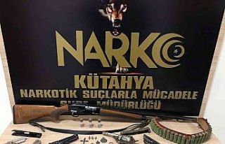 Kütahya’da 3 uyuşturucu taciri tutuklandı