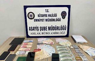 Kütahya’da fuhuş batağına sürüklenen 3’ü...