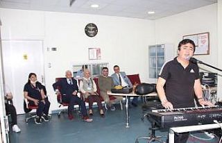 Kütahya’da kemoterapi tedavisi gören hastalara...