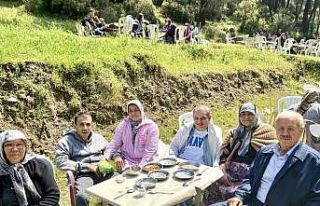 Kuyucak’ta ’Karapınar Dede Hayrı’ geniş katılımla...