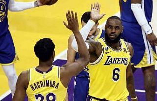 Lakers, Golden State karşısında 3-1 öne geçti