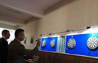 Liseliler dart turnuvasında yarıştı