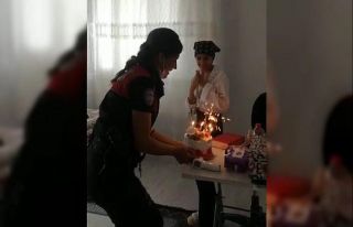 Lösemi hastası kıza yunus polislerinden sürpriz...