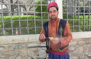 Macun geleneğini tarihi sokaklarda yaşatıyor