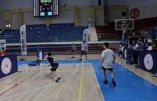 Mahalle liginde 140 sporcu yarıştı