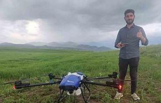 Malazgirt’te drone ile ilaçlama dönemi