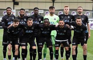 Manisa FK, Göztepe maçında taraftarlardan destek...