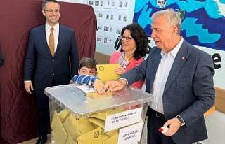 Mansur Yavaş oyunu Ankara’da kullandı