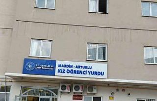 Mardin’de KYK yurdunda kalan depremzedeler: "Allah,...