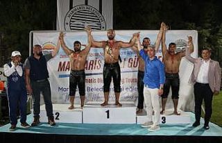 Marmaris yağlı güreşlerinin baş pehlivanı Ali...