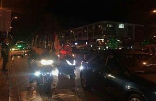 Marmaris’te Galatasaraylılar sokağa taştı