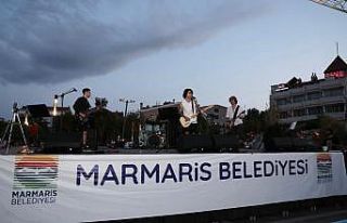 Marmaris’te sahne gençlerin