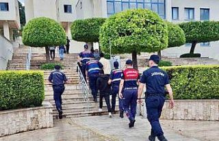 Marmaris’te tekne motoru hırsızları tutuklandı