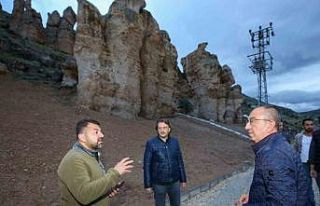 Meram Dere’nin peri bacaları Kızlar Kayası turizme...