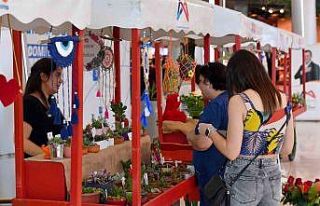 Mersin’de ’Çiçek Pazarı’ bu kez Anneler Günü...