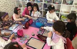 Meslek lisesi öğrencileri hayata dokunuyor