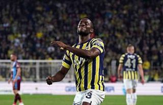 Michy Batshuayi 12. golünü attı