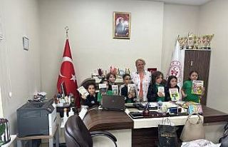 Miniklerden duygulandıran ev sahipliği