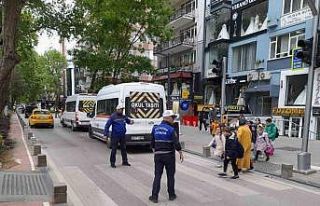 Miniklerin trafik güvenliği zabıta ekiplerine emanet