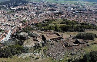 Mobolla’da 4 bin 500 yıllık yaşamın izleri gün...