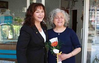 Muğla Ticaret Odası Üyesi Aras kadın çalışanlarla...