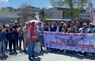 Niğde’de 1 Mayıs’ı halaylar çekerek kutladılar