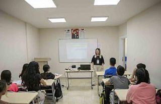 Öğrencilere LGS öncesi motivasyon eğitimi