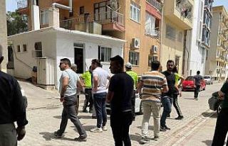 Okula giden çocuğa otomobil çarptı