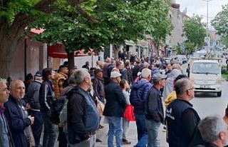 Onlarca kişi yangını film izler gibi izledi, sosyal...