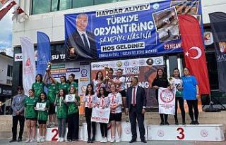 Oryantiringde 2 kupa 12 madalya