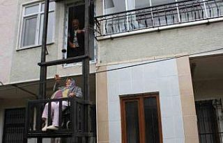 Oy kullanmak için tüm engelleri aştılar