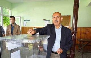 (ÖZEL) 23 seçmen bulunan köyde seçim 2 saatte...